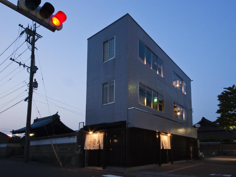 รีวิว Hakata Gofukumachi Hostel Takataniya ที่พักใกล้สถานีฮากาตะ เมืองฟุกุโอกะ หลับสบาย ราคาเบาๆ